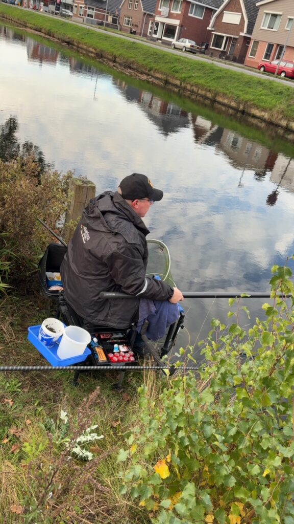 CjUKMVNuYXBjaGF0LzEzLjYyLjEuMCAoaVBob25lMTcsMzsgaU9TIDI2LjAuMTsgZ3ppcCkgAg==