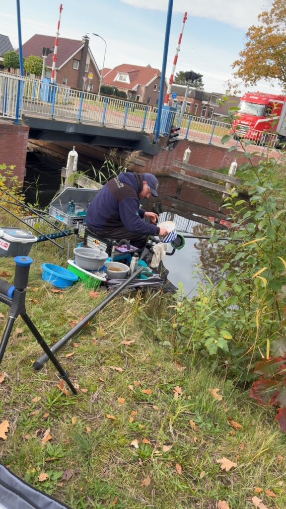 CjUKMVNuYXBjaGF0LzEzLjYyLjEuMCAoaVBob25lMTcsMzsgaU9TIDI2LjAuMTsgZ3ppcCkgAg==